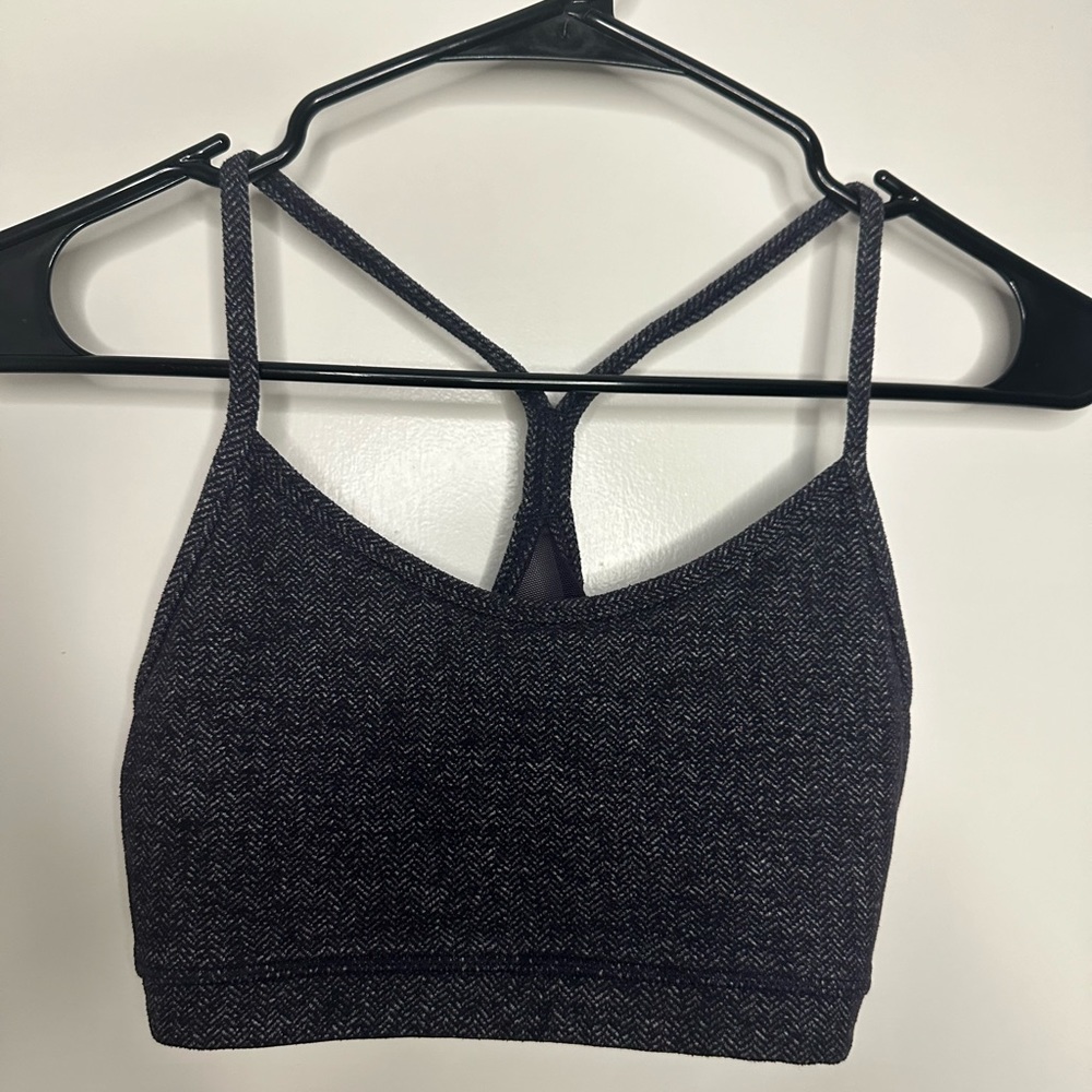 Lululemon Flow Y Sports Bra Size 2